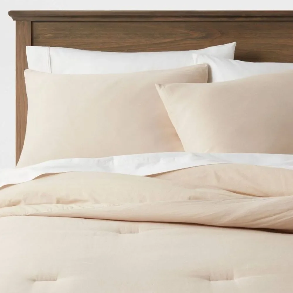Open Box - Threshold -  Comforter Set 100% Sateen Quilted, Khaki Khaki